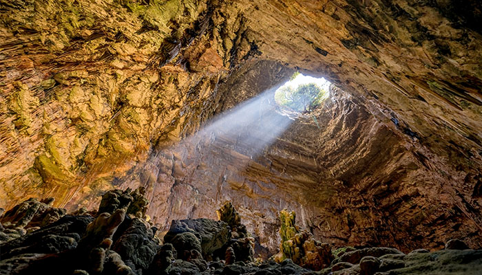 Apulien-Urlaub-Grotta-della-Poesia