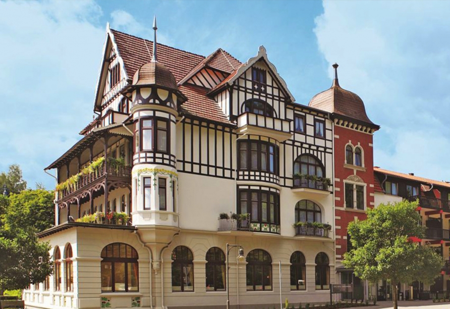 Der moderne Wellnessbereich im Göbel's Vital Hotel lädt zum Entspannen ein.