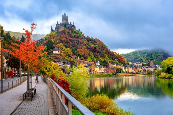 Urlaub_Mosel_Besonderheiten_Fluss-Burgen