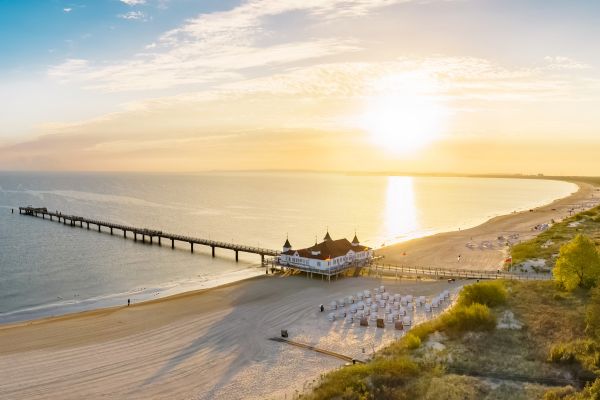 Urlaub_Ostsee_Besonderheiten_Seebaeder-Baederarchitektur