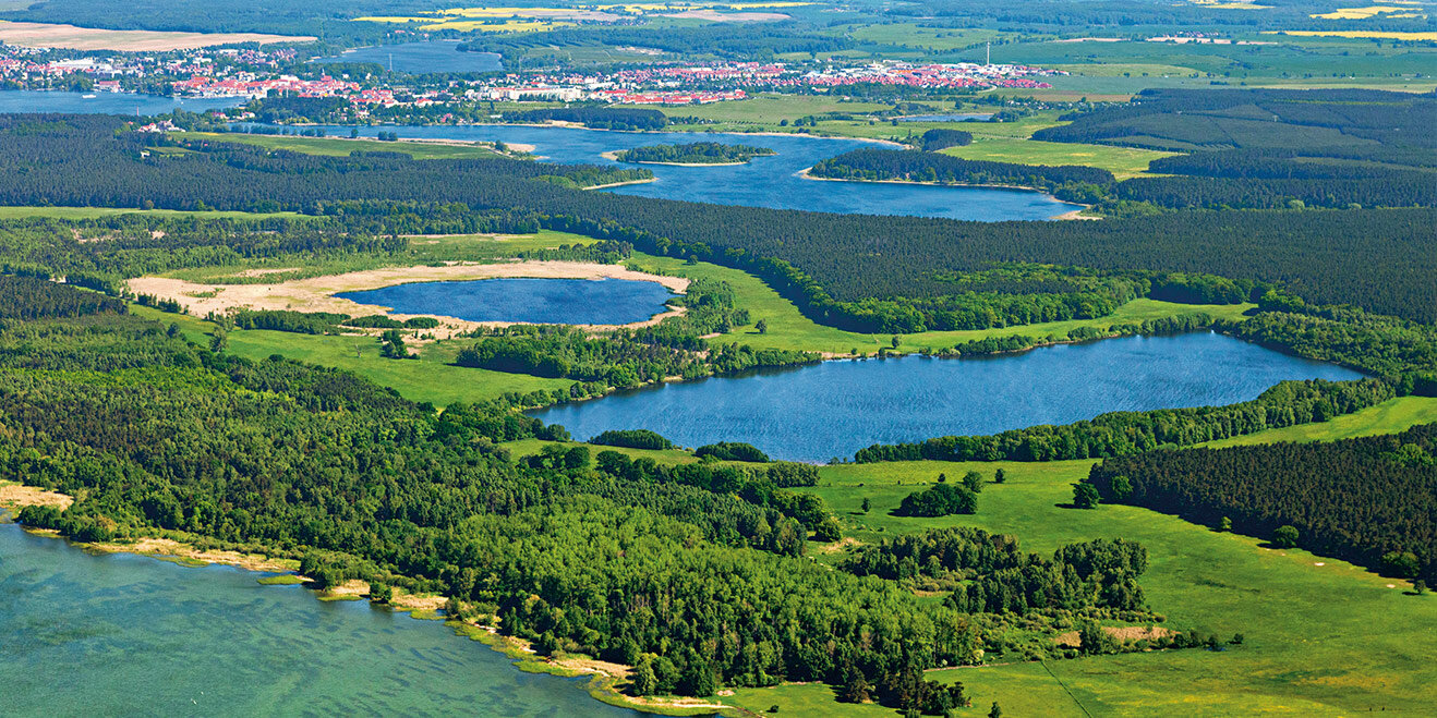 Luftaufnahme des Müritz-Nationalparks