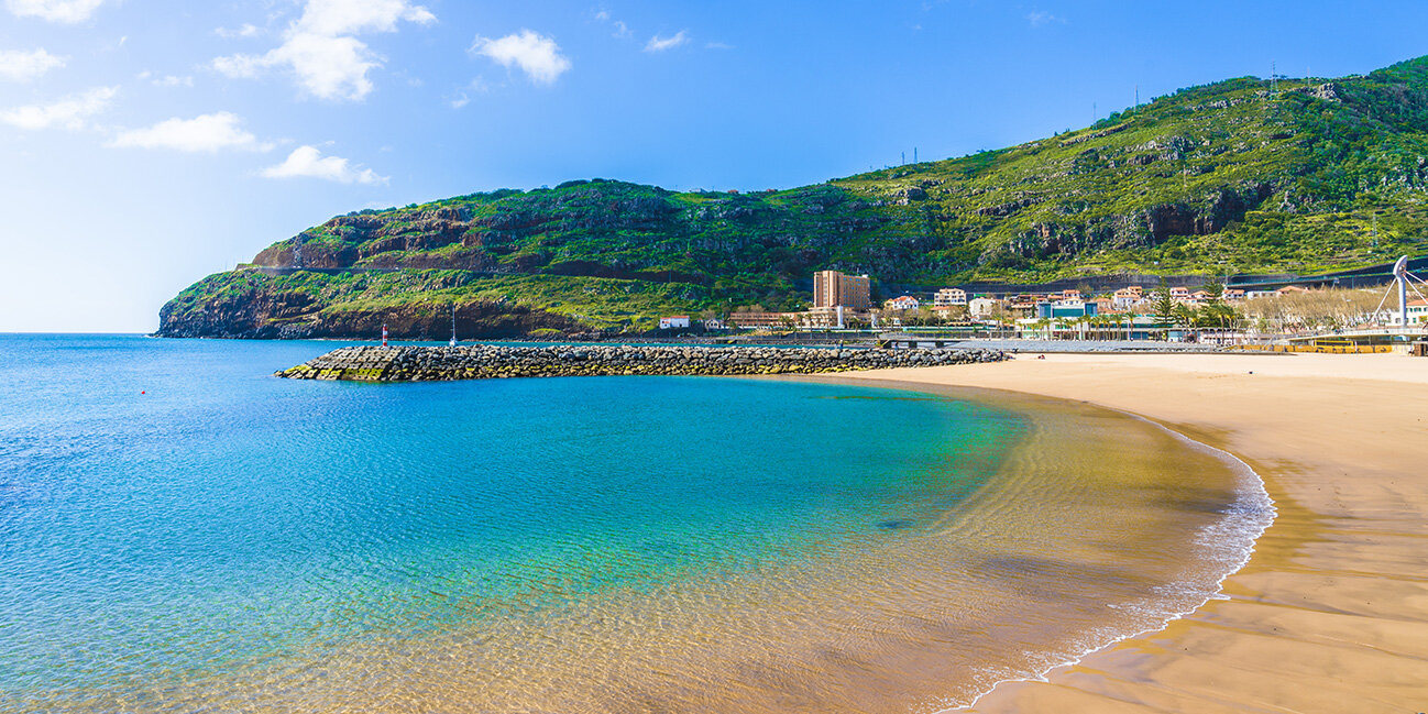 Strand Praia de Machico auf Madeira