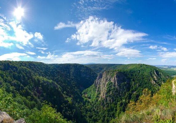 Urlaub_Harz_Sehenswuerdigkeiten_Bodetal-Hexenplatz