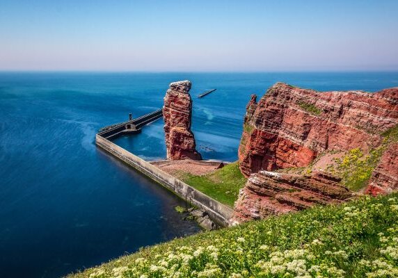 Urlaub_Nordsee_Sehenswuerdigkeiten_Lange-Anna-Helgoland