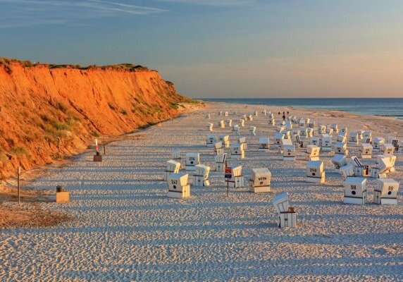 Urlaub_Nordsee_Sehenswuerdigkeiten_Rotes-Kliff-Sylt