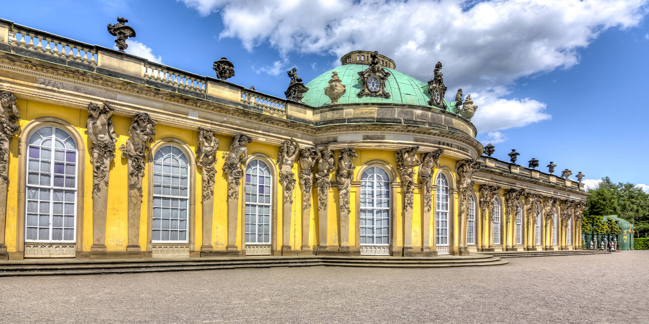 Schloss Sanssouci in Potsdam, Das Schloss Sanssouci in Potsdam bei Berlin
