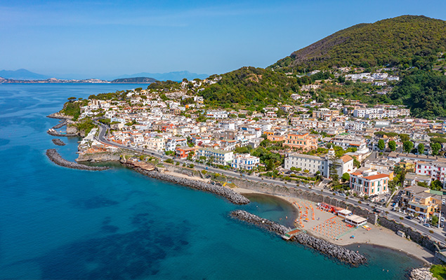 Herzlich willkommen in Ihrem Urlaubsort Casamicciola Terme auf Ischia!