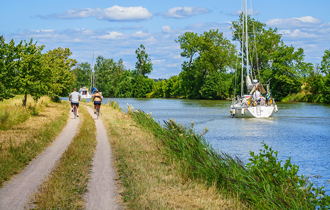 Freuen Sie sich auf eine wunderschöne Radrundreise entlang der Berliner Seen und durchs Havelland!