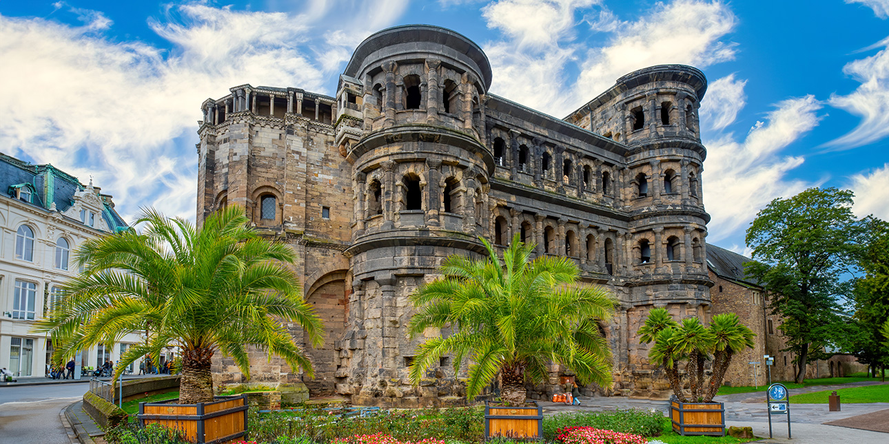 porta_nigra_382384799_645x1290px