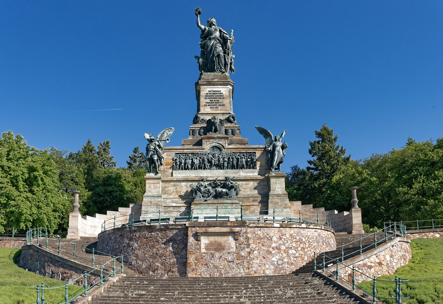 Besuchen Sie das Niederwalddenkmal in Rüdesheim.