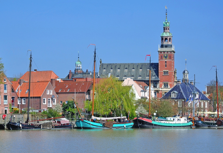 Genießen Sie den Ausblick auf die Leerer Altstadt.