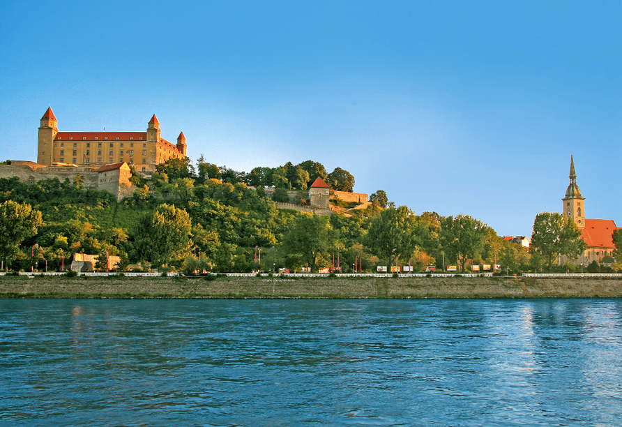 Die Krönungsstadt Bratislava glänzt mit beeindruckenden Sehenswürdigkeiten.