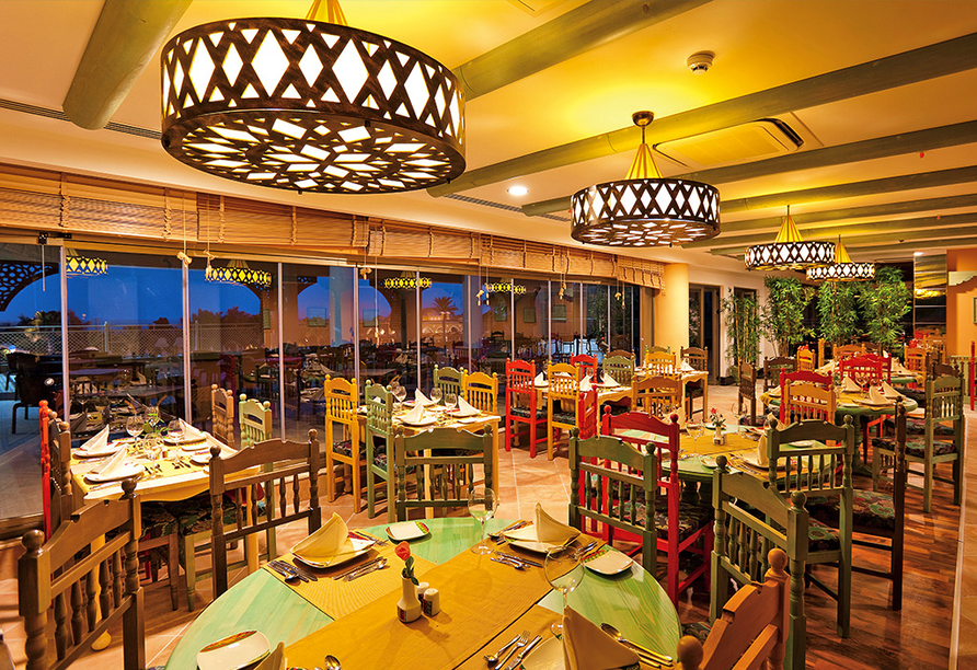 Das einladende Restaurant vom Side Star Resort