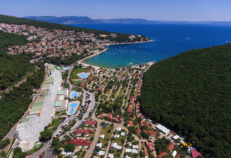 Hotel Narcis in Rabac in Istrien, Strand