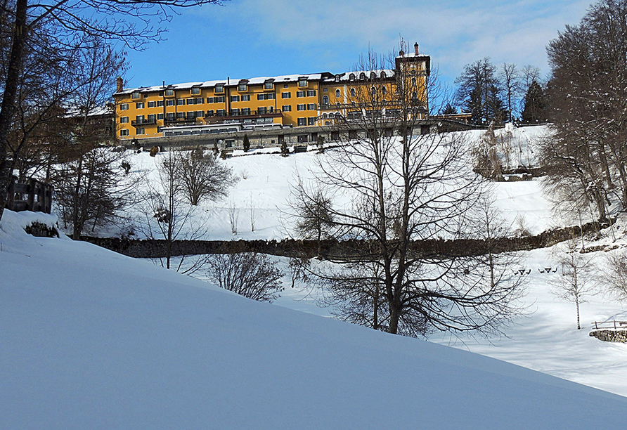 Das Grand Hotel Astoria im Winter