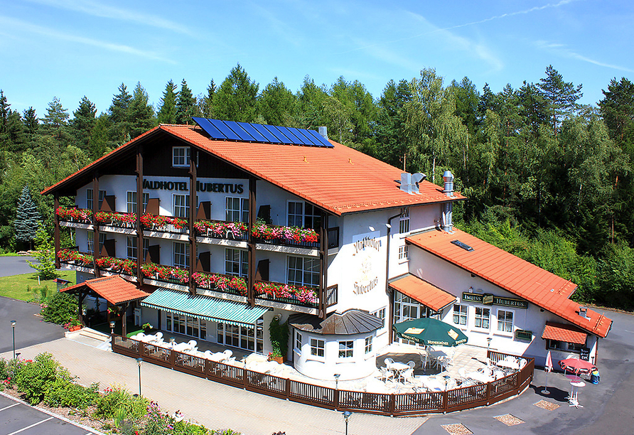 Waldhotel Hubertus in Eisenfeld, Außenansicht Hotel