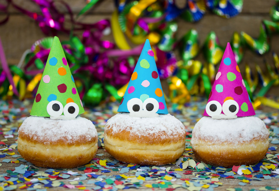 Typisch in der Region an Karneval ist dieses süße Gebäck: Krapfen.