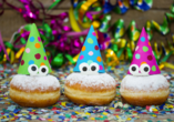 Typisch in der Region an Karneval ist dieses süße Gebäck: Krapfen.