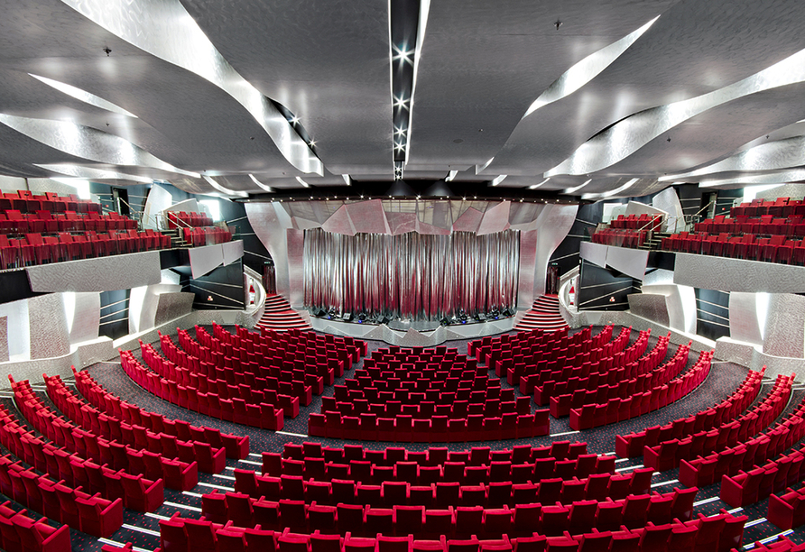 Das imposante Theater der MSC Divina