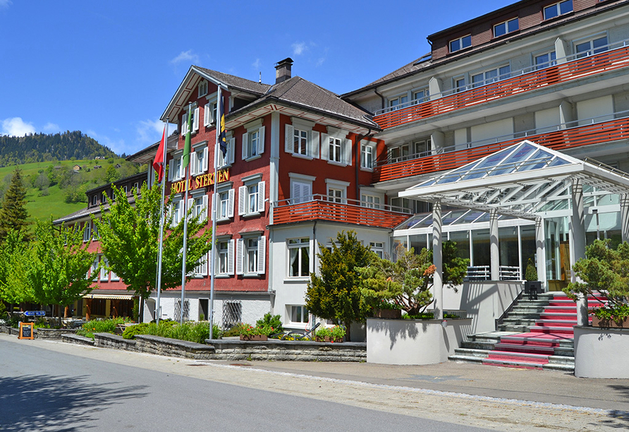 Hotel Sternen, Unterwasser, Toggenburg, Schweiz, Außenansicht, Sommer