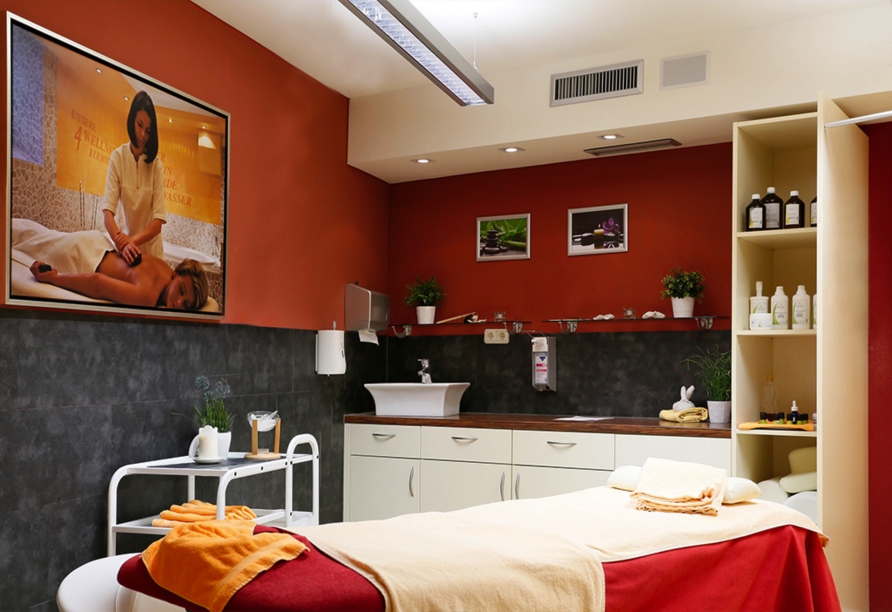 Schalten Sie ab bei einer Wellnessanwendung im Berghotel Oberhof.