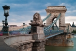Die berühmte Kettenbrücke in Budapest