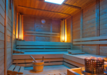 Bei einem Saunagang in der Finnischen Sauna kann man herrlich entspannen.