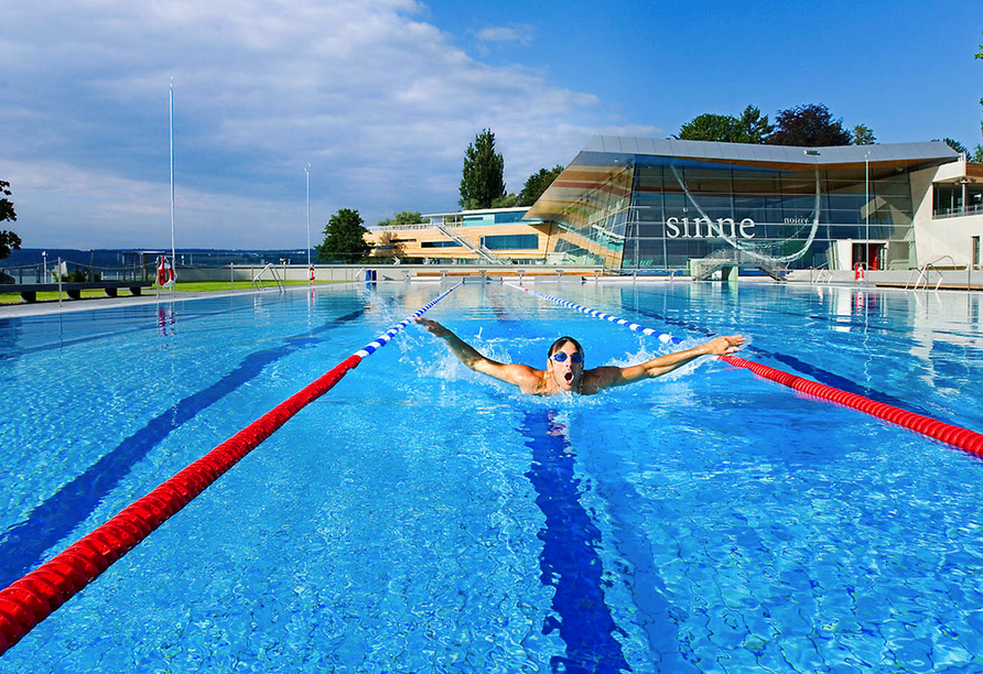 Aqua Hotel & Hostel, Bodensee-Therme Freibad