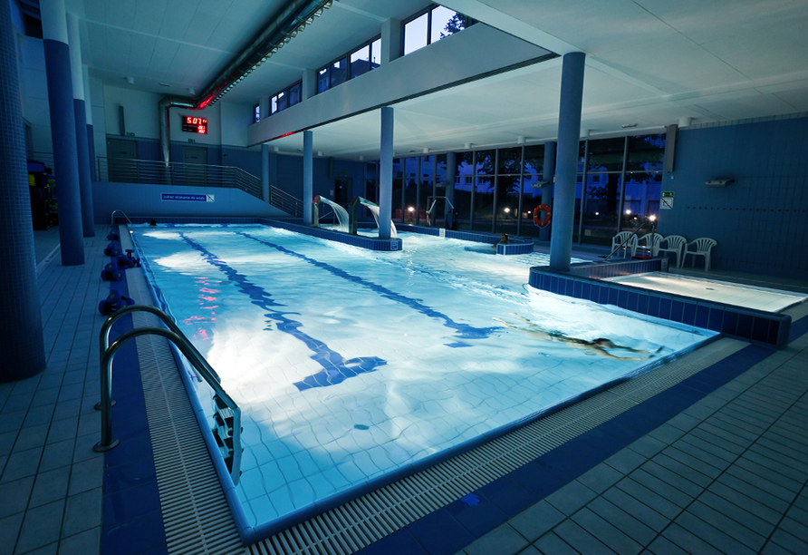 Hallenbad im Pool- und Saunakomplex des Erholungszentrums Niwa  