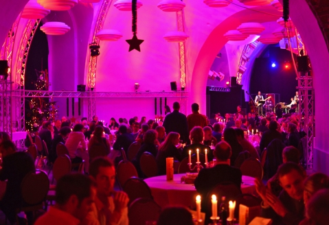 Erleben Sie eine einzigartige Show beim Dinner-Varieté auf der Festung Ehrenbreitstein.