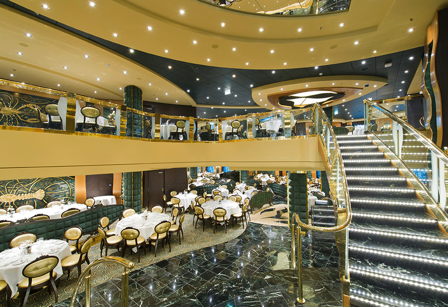 An Bord werden Ihnen in mehreren Restaurants köstliche Speisen angeboten, beispielsweise im Golden Lobster Restaurant.