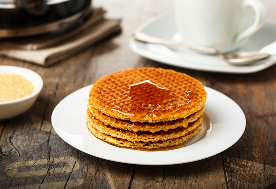 Süß, knusprig, typisch Holland – probieren Sie leckere Honigwaffeln, die Stroopwafels.