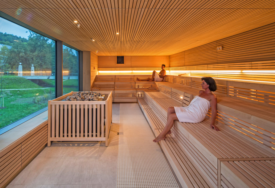 In der großzügigen Saunawelt im Albert Bad können Sie wunderbar abschalten.