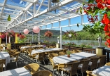 Der Wintergarten im Hotel Anker bietet Ihnen eine herrliche Aussicht auf die Mosel.