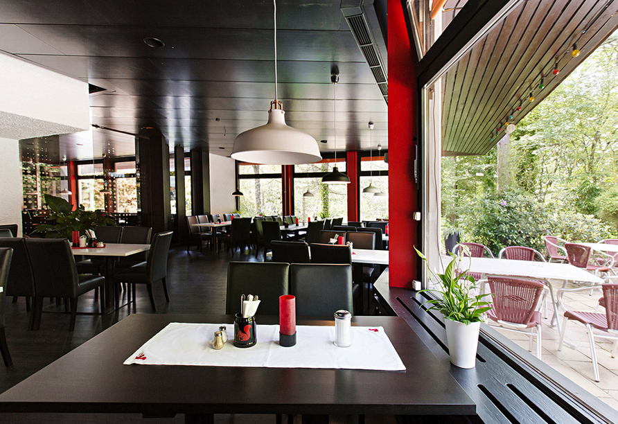 Im Restaurant können Sie sich mit köstlichen Speisen verwöhnen lassen.