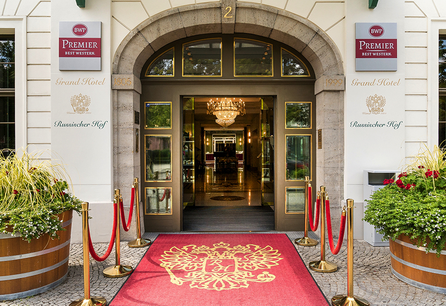 Best Western Premier Grand Hotel Russischer Hof, Eingangsbereich