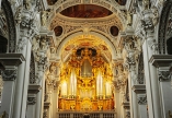 Lassen Sie sich vom Dom St. Stephan in Passau begeistern.