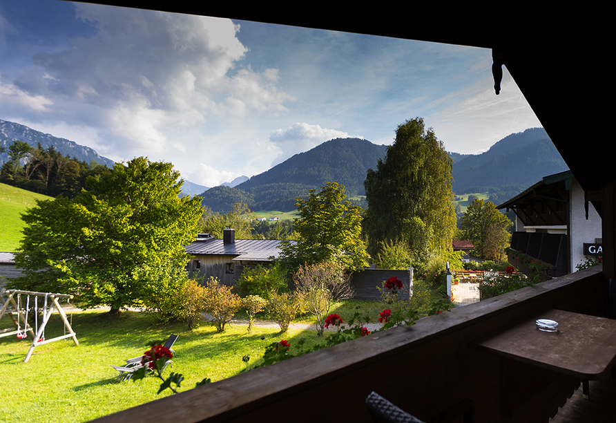 Genießen Sie von Ihrem Balkon aus den wunderbaren Ausblick ins Grüne.