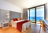 Hotel Abrat in San Antonio in Ibiza, Beispiel Doppelzimmer Meerblick 