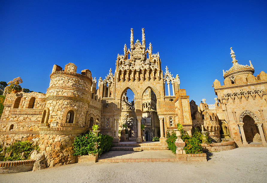 Besuchen Sie das Castillo de Colomares in Ihrem Urlaubsort Benalmádena.