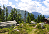 Tiroler Almhütte mit Blick auf das Zillertal