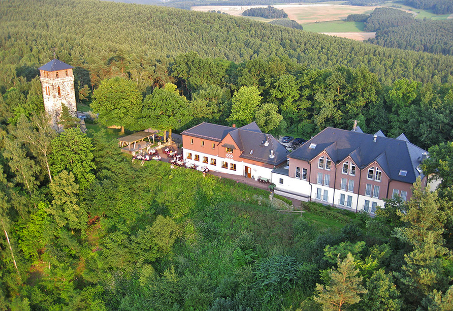 Ihr Hotel punktet mit einer einmaligen Lage inmitten des Thüringer Waldes.