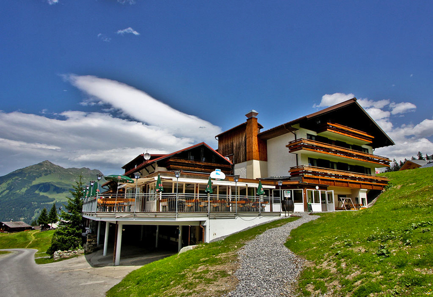 Herzlich willkommen im Alpenhotel Garfrescha!