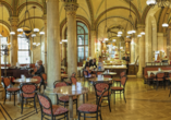HB1 Design & Budget Hotel Wien-Schönbrunn, Typisches Wiener Kaffeehaus