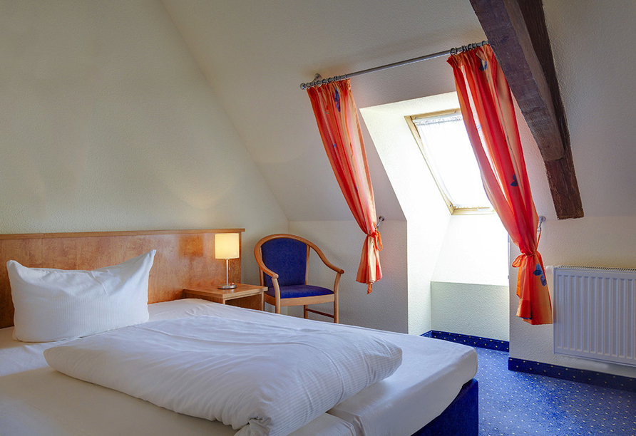 Beispiel eines Einzelzimmers im Nebenhaus im Hotel Gasthaus Zum Schwan in Oschatz