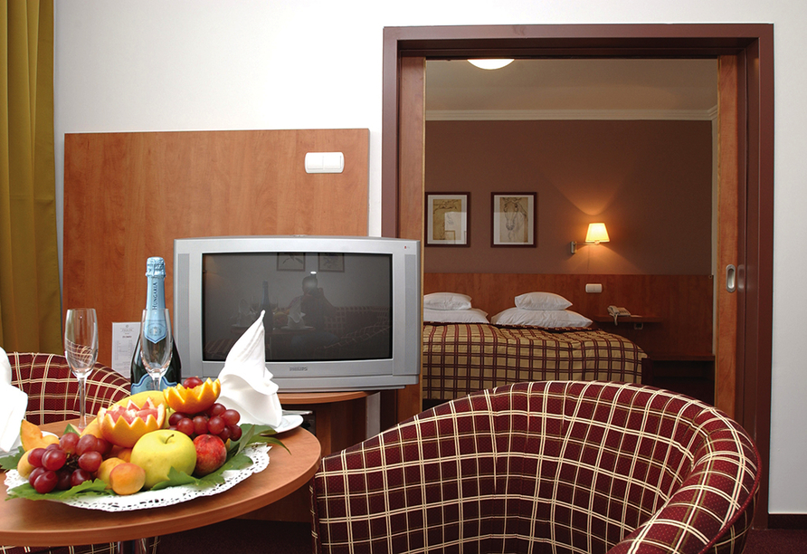 Hunguest Hotel Pelion in Tapolca, Zimmerbeispiel mit Loggia