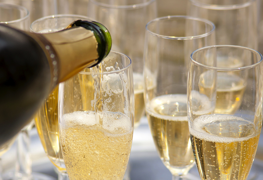 Hotel Schloss Breitenfeld in Leipzig, Sekt an Silvester