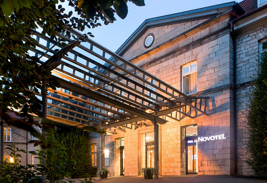Außenansicht des Hotels Novotel Hildesheim