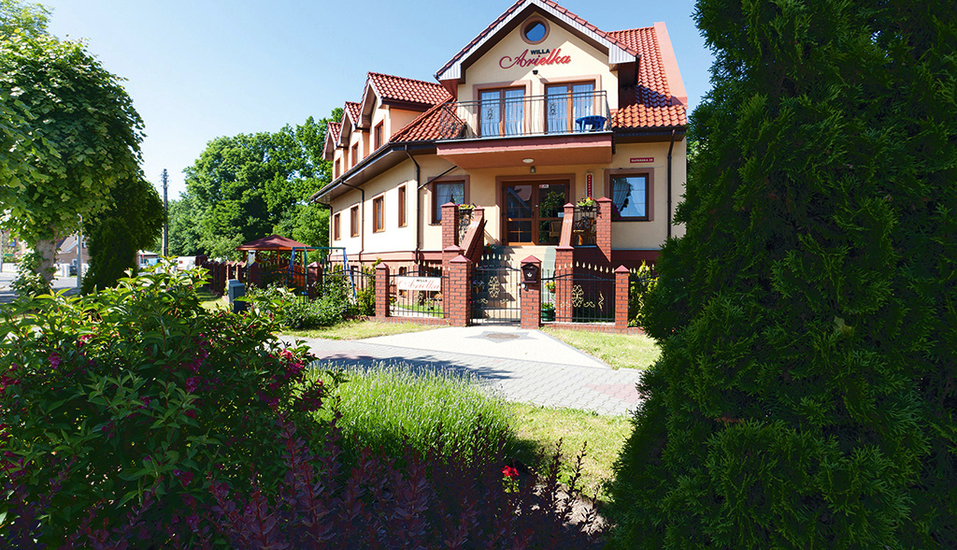 Außenansicht des Hotels Willa Arielka