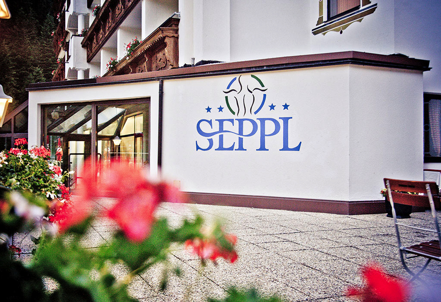 Sport & Vitalhotel Seppl in St. Leonhard im Pitztal Tirol, Eingang